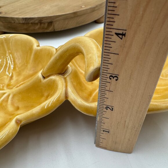 Vtg. MCM Belmar #852 California Pottery Gold Divided Leaf Nut/Candy Dish Yellow - Picture 9 of 9